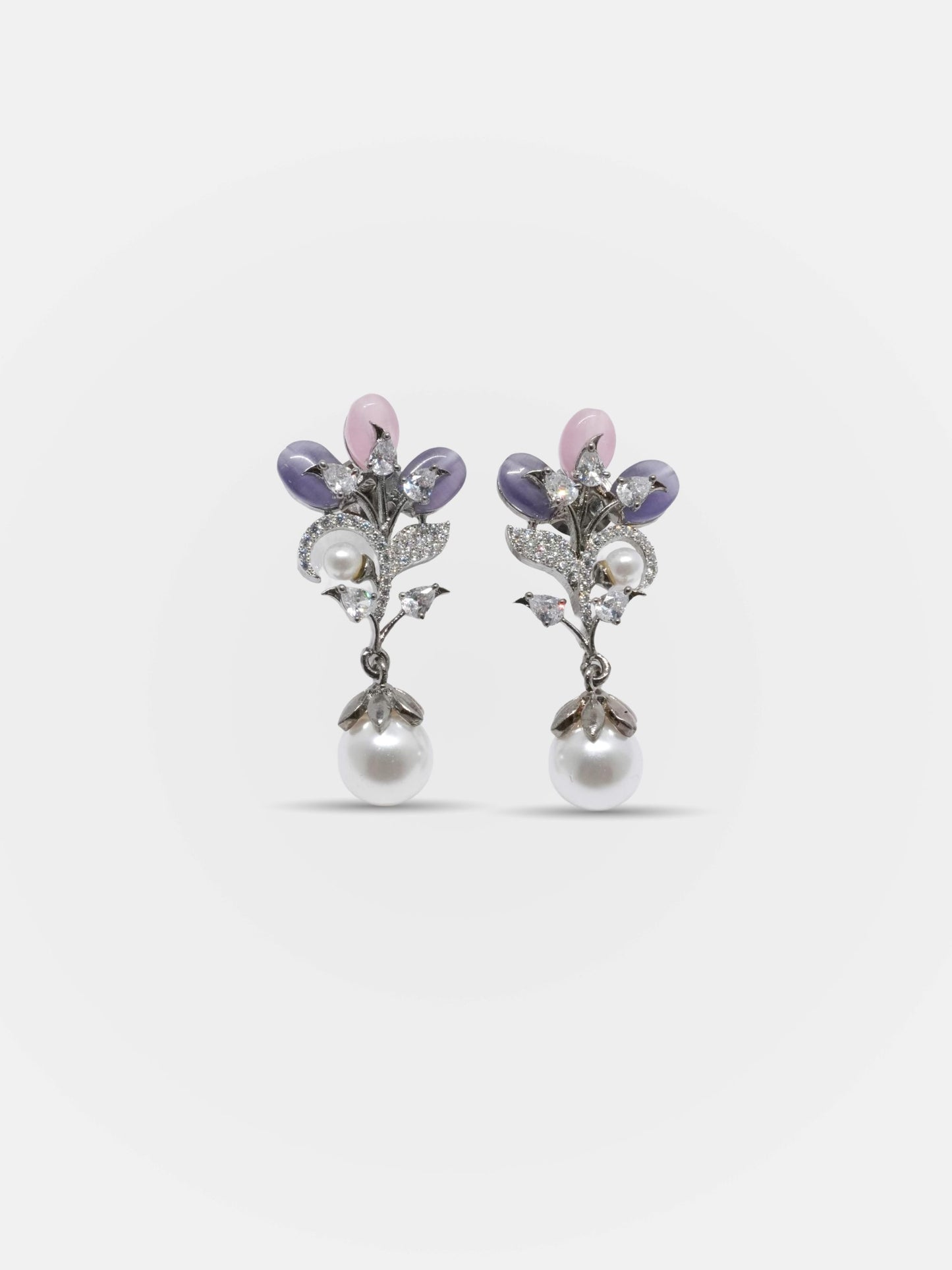 FLEUR NECKLACE