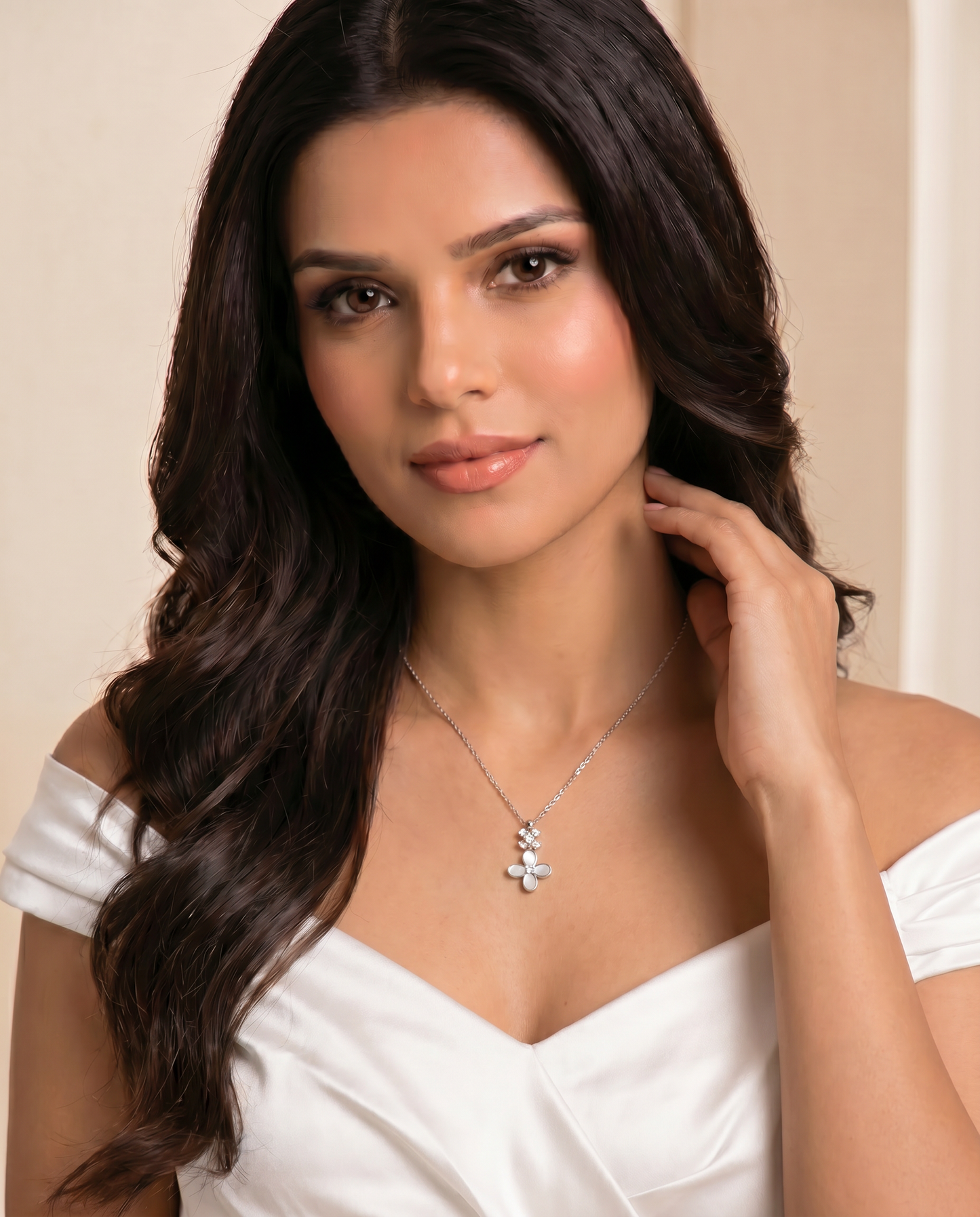 EVERYDAY PENDANT NECKLACE