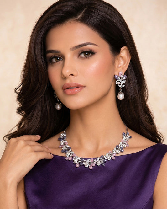 FLEUR NECKLACE