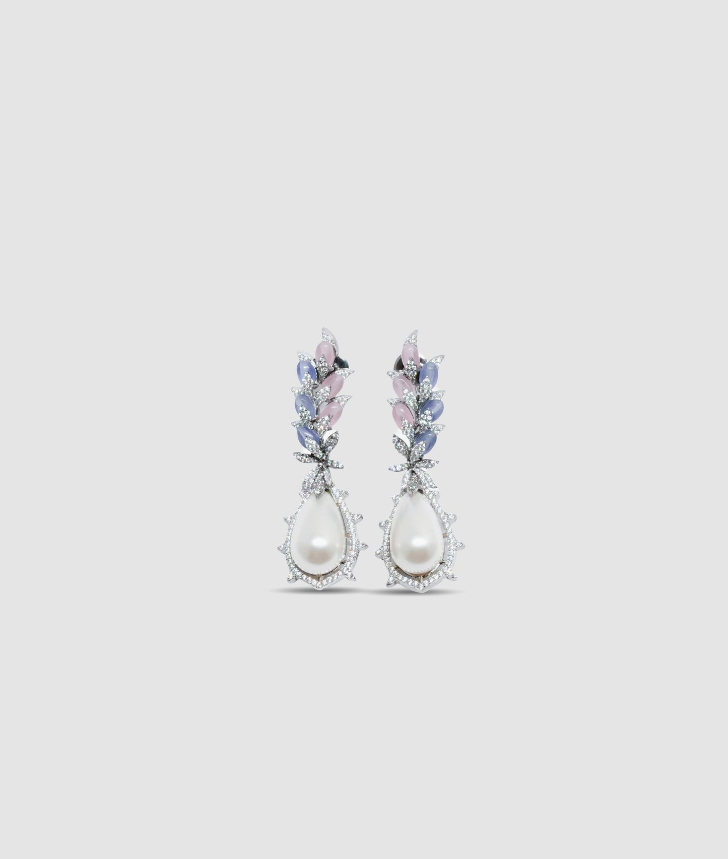 FLEUR NECKLACE