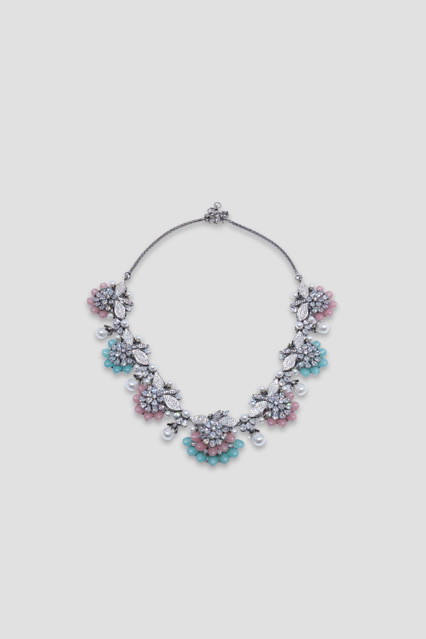 FLEUR NECKLACE