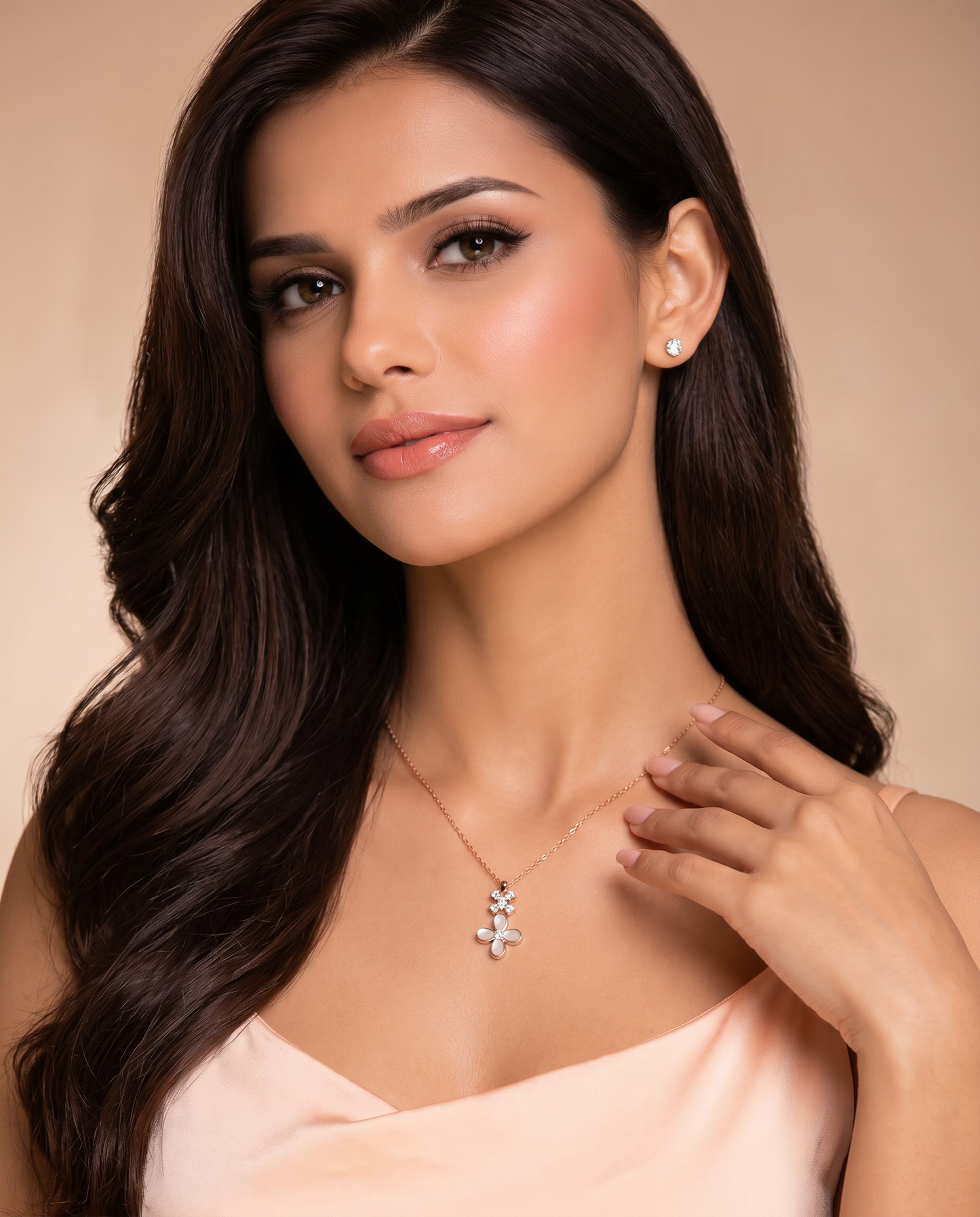 EVERYDAY PENDANT NECKLACE