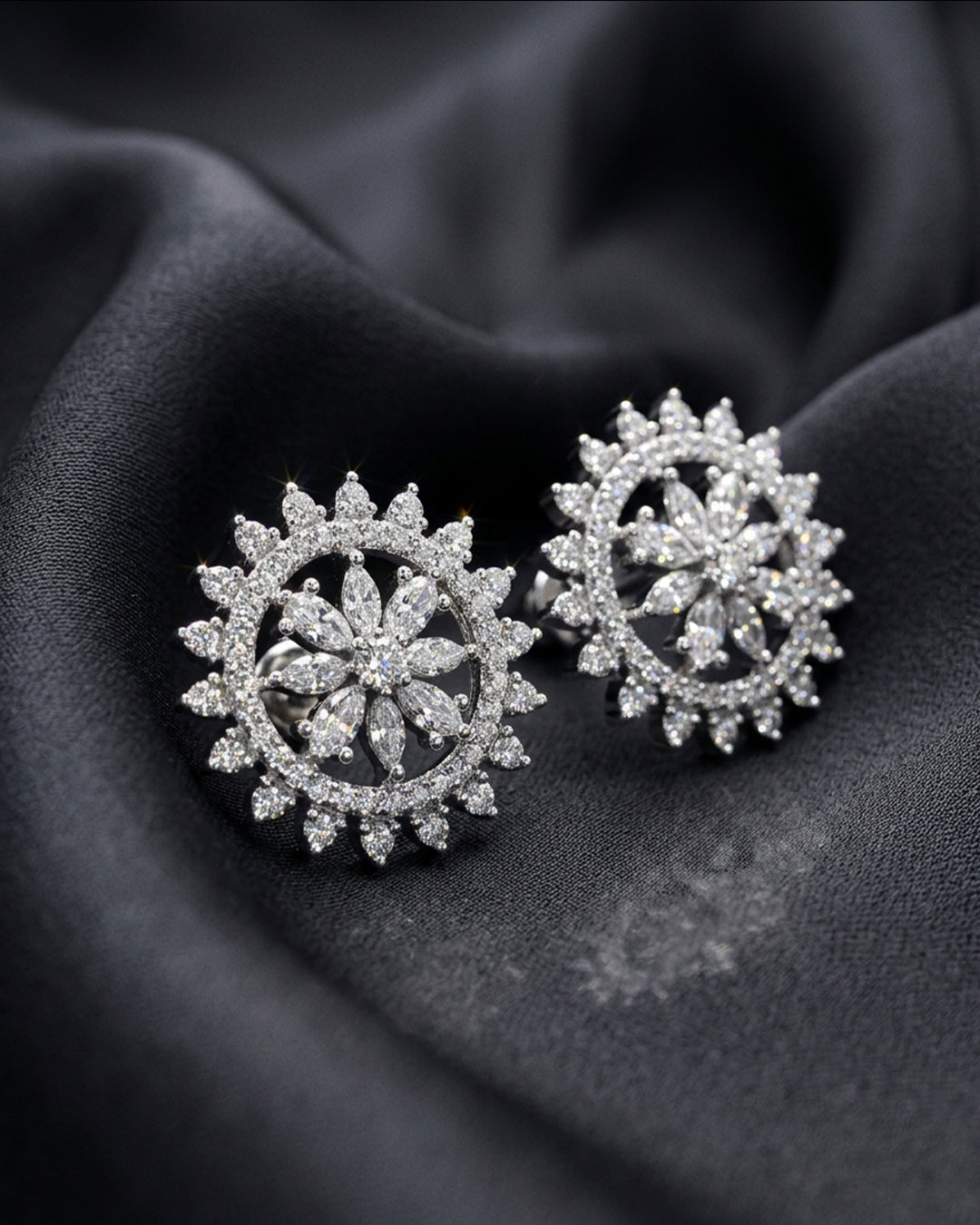 LUMINARA STUD EARRINGS