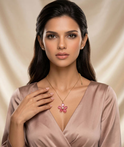 EVERYDAY PENDANT NECKLACE