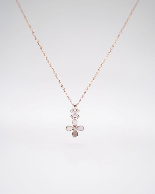 EVERYDAY PENDANT NECKLACE