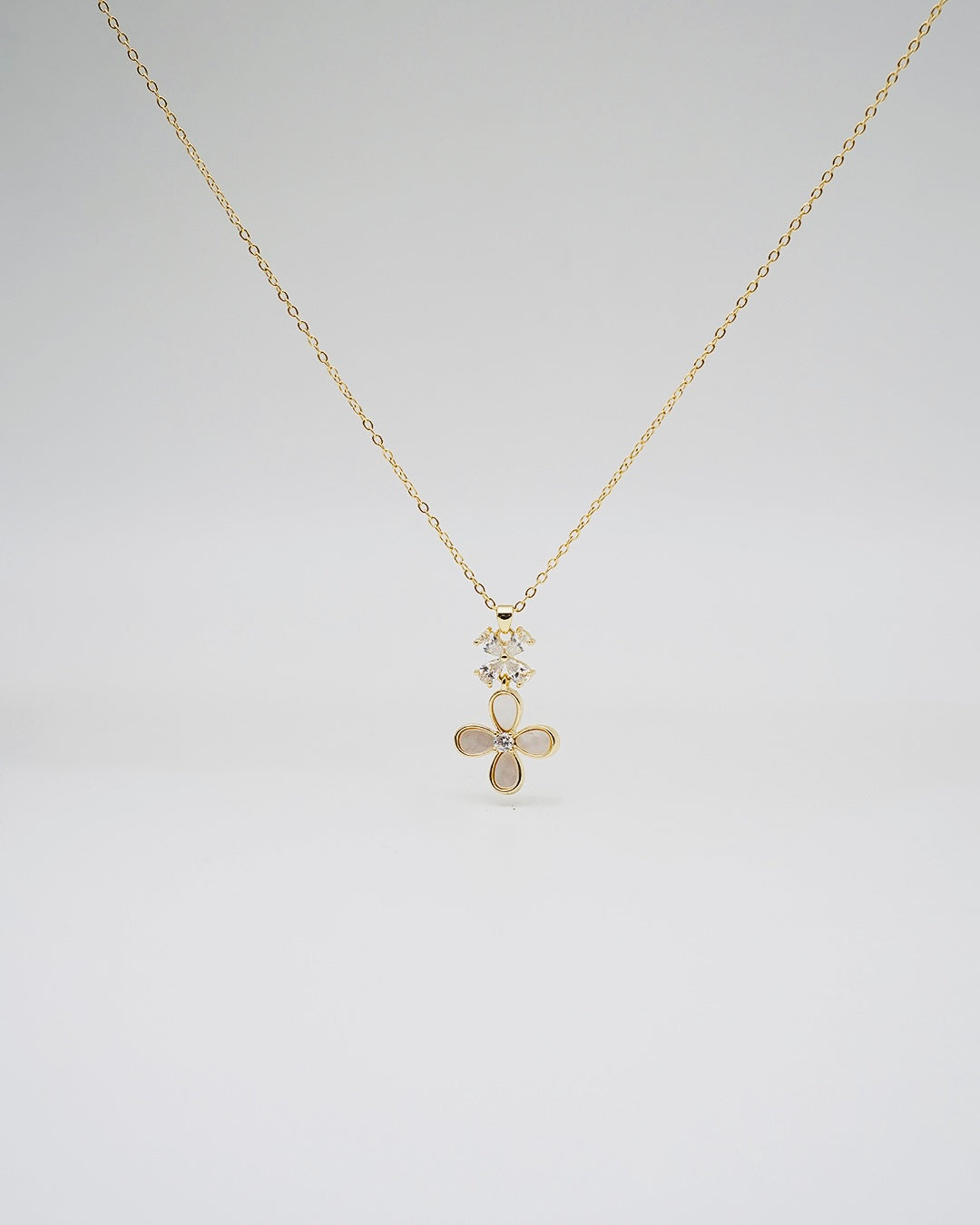 EVERYDAY PENDANT NECKLACE