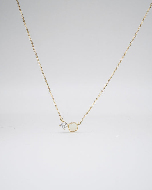 EVERYDAY PENDANT NECKLACE