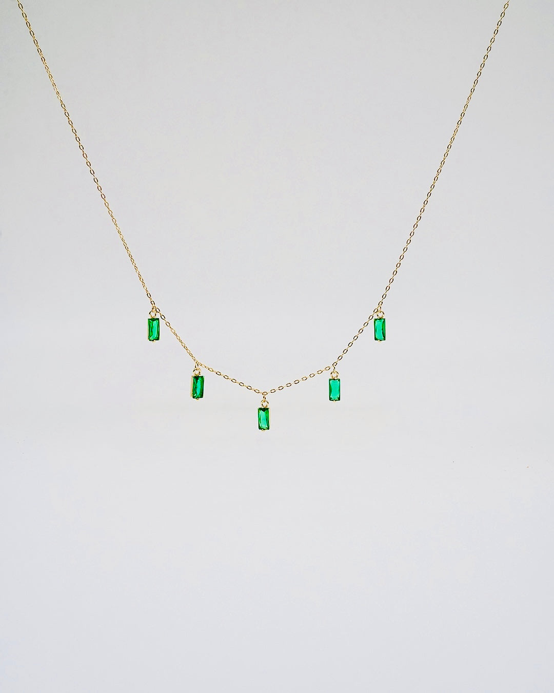 EVERYDAY PENDANT NECKLACE