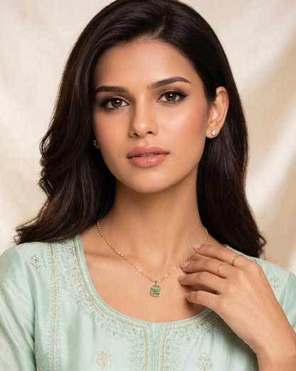 EVERYDAY PENDANT NECKLACE