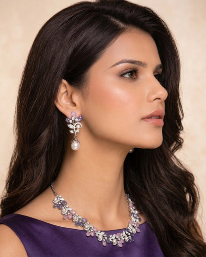 FLEUR NECKLACE