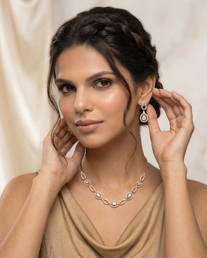 LUMINARA NECKLACE